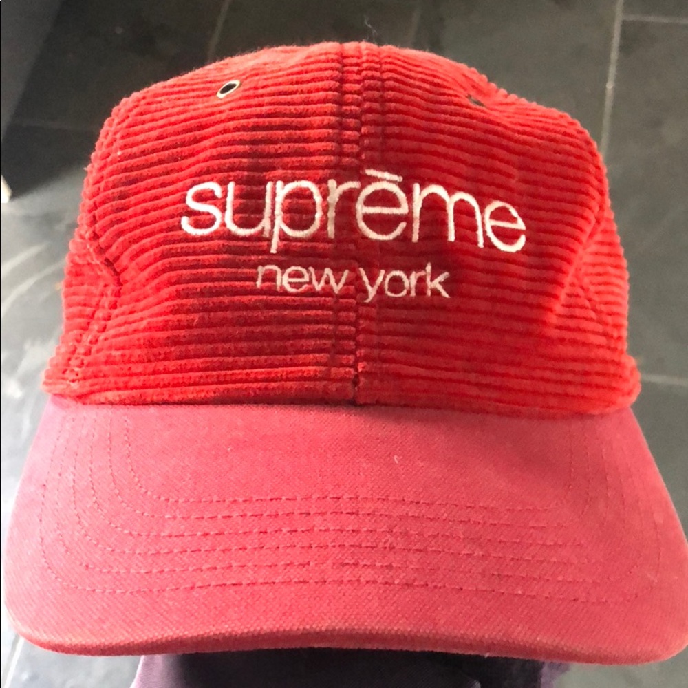 Supreme baseball cap